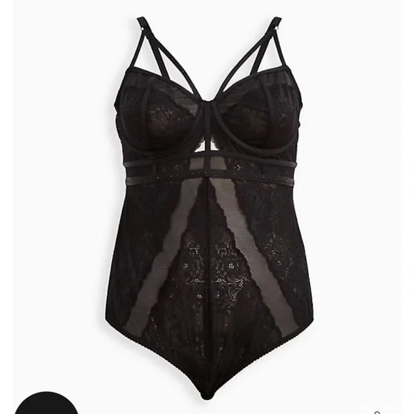 Torrid Strappy Underwire Bodysuit - Lace & Mesh Rhinestones Size 4X NWT - Picture 4 of 7